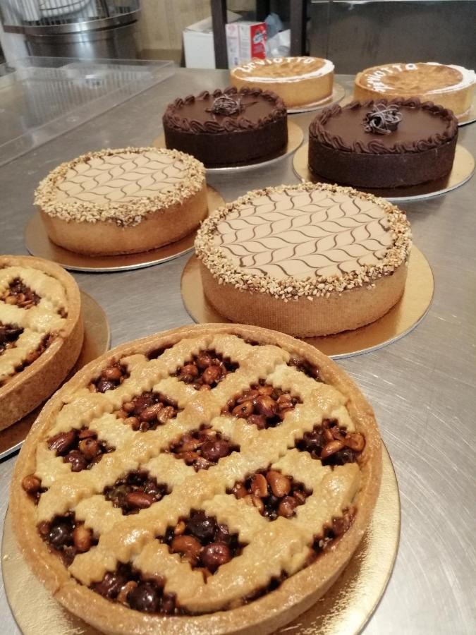 קרביה California Pastry Hotel מראה חיצוני תמונה