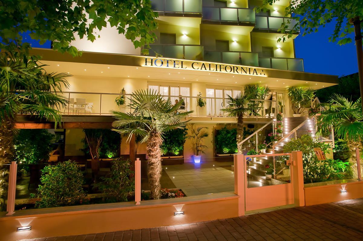 קרביה California Pastry Hotel מראה חיצוני תמונה